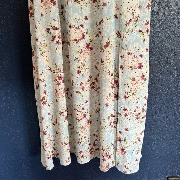 BCBGeneration Floral Maxi Off the Shoulders Dress - Picture 4 of 4